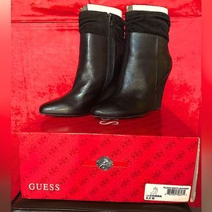 Guess Ankle Wedge Bootie (Zaidda)